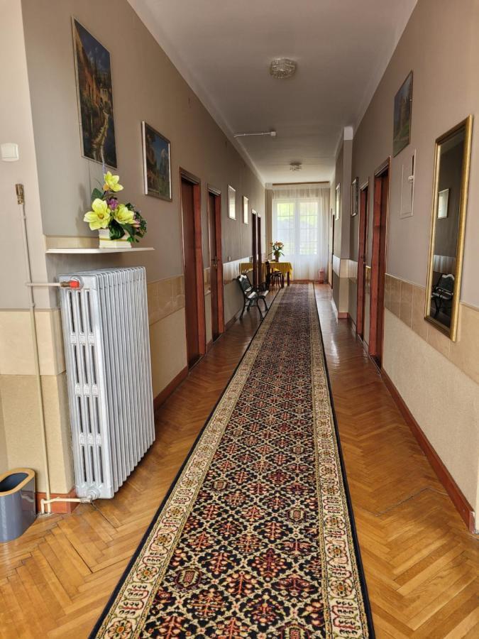 Zajazd Meran Krynica Zdroj Luaran gambar